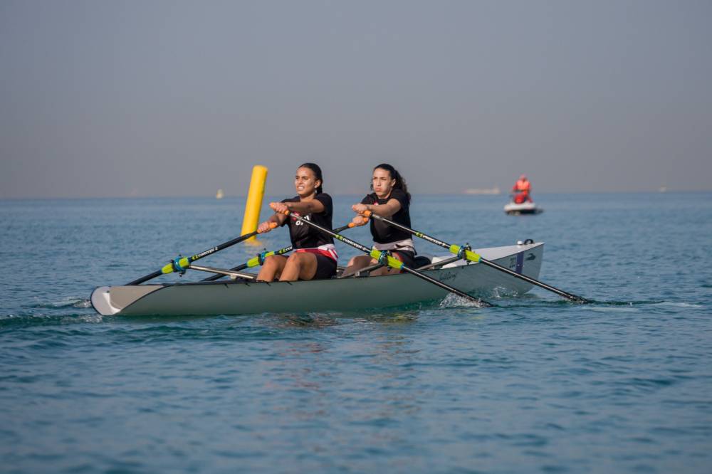 طبرقة التونسي يحرز أول ذهبية للتجديف في «عربية السيدات 2026»