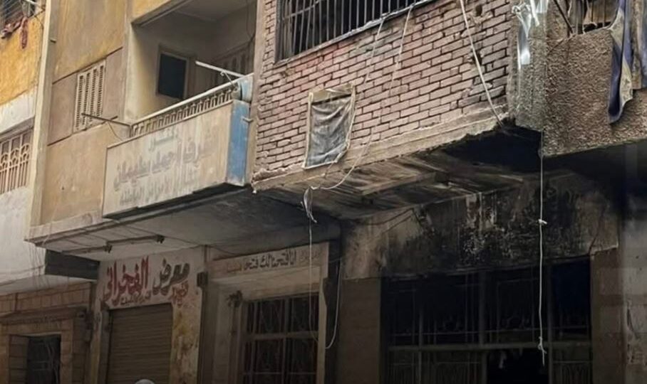 ناجية من حريق مصنع الزاوية بالقاهرة تكشف تفاصيل اللحظات الأخيرة